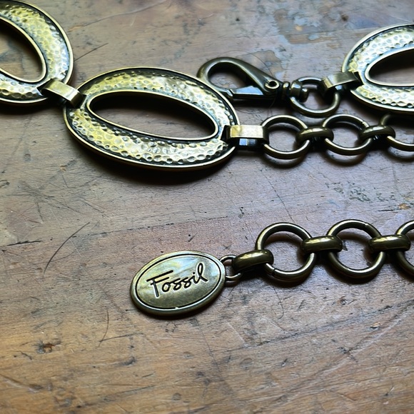 Fossil Solid Metal Chain Adjustable Belt - Picture 2 of 2